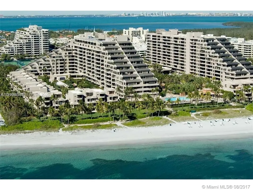 201 Crandon Boulevard Key Biscayne FL 33149