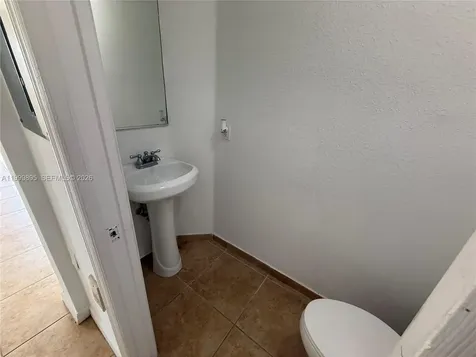 8800 NW 107th Court Doral FL 33178