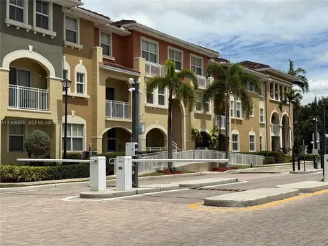 8800 NW 107th Court Doral FL 33178
