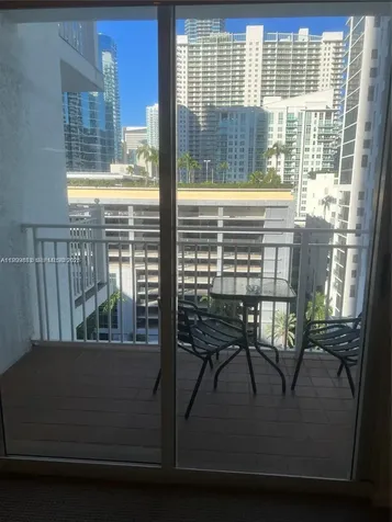 185 SE 14th Terrace Miami FL 33131