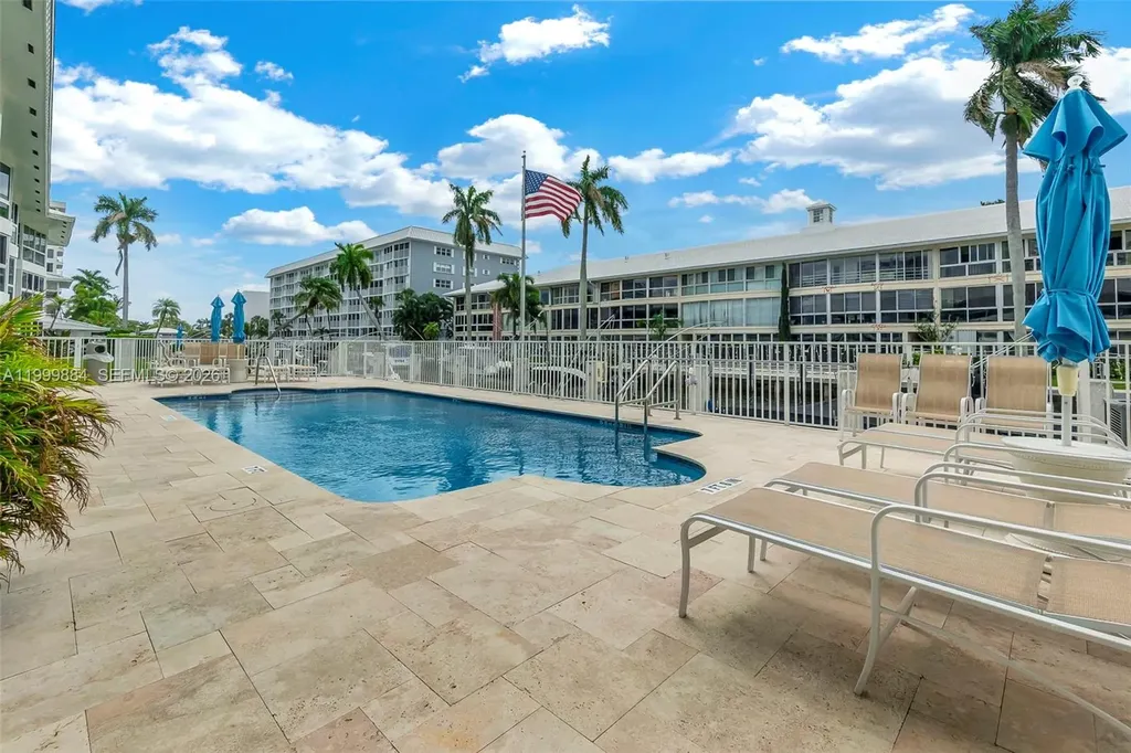 3050 NE 48th Street Fort Lauderdale FL 33308