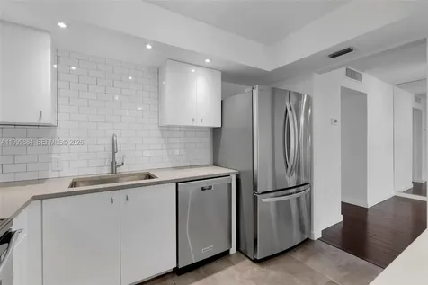 3050 NE 48th Street Fort Lauderdale FL 33308