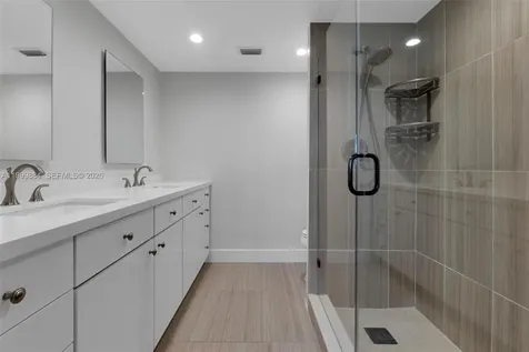 3050 NE 48th Street Fort Lauderdale FL 33308