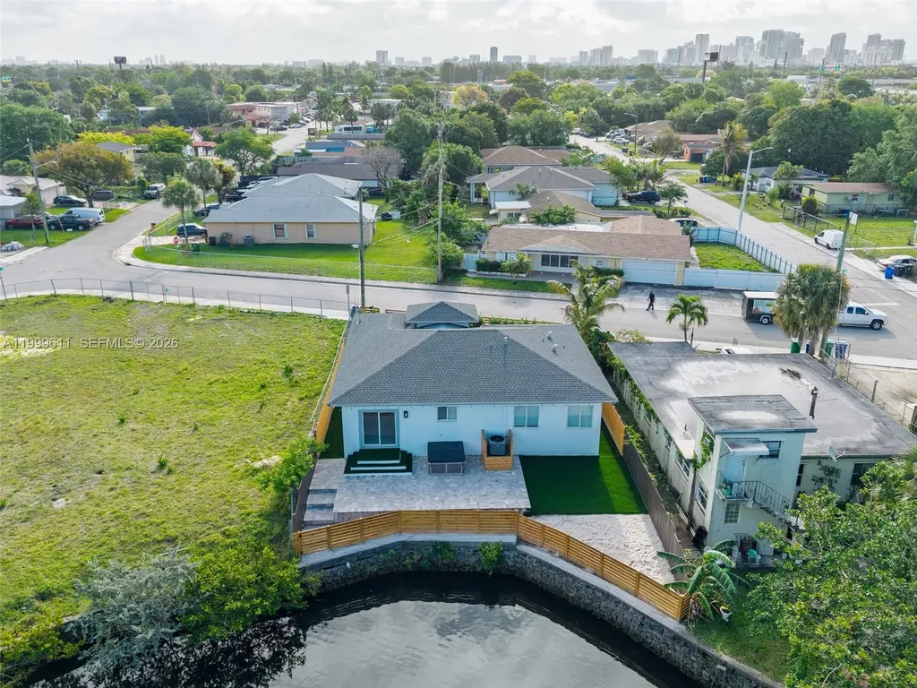 655 NW 24 Avenue Fort Lauderdale FL 33311