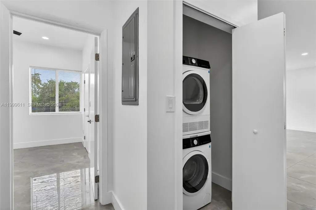 655 NW 24 Avenue Fort Lauderdale FL 33311