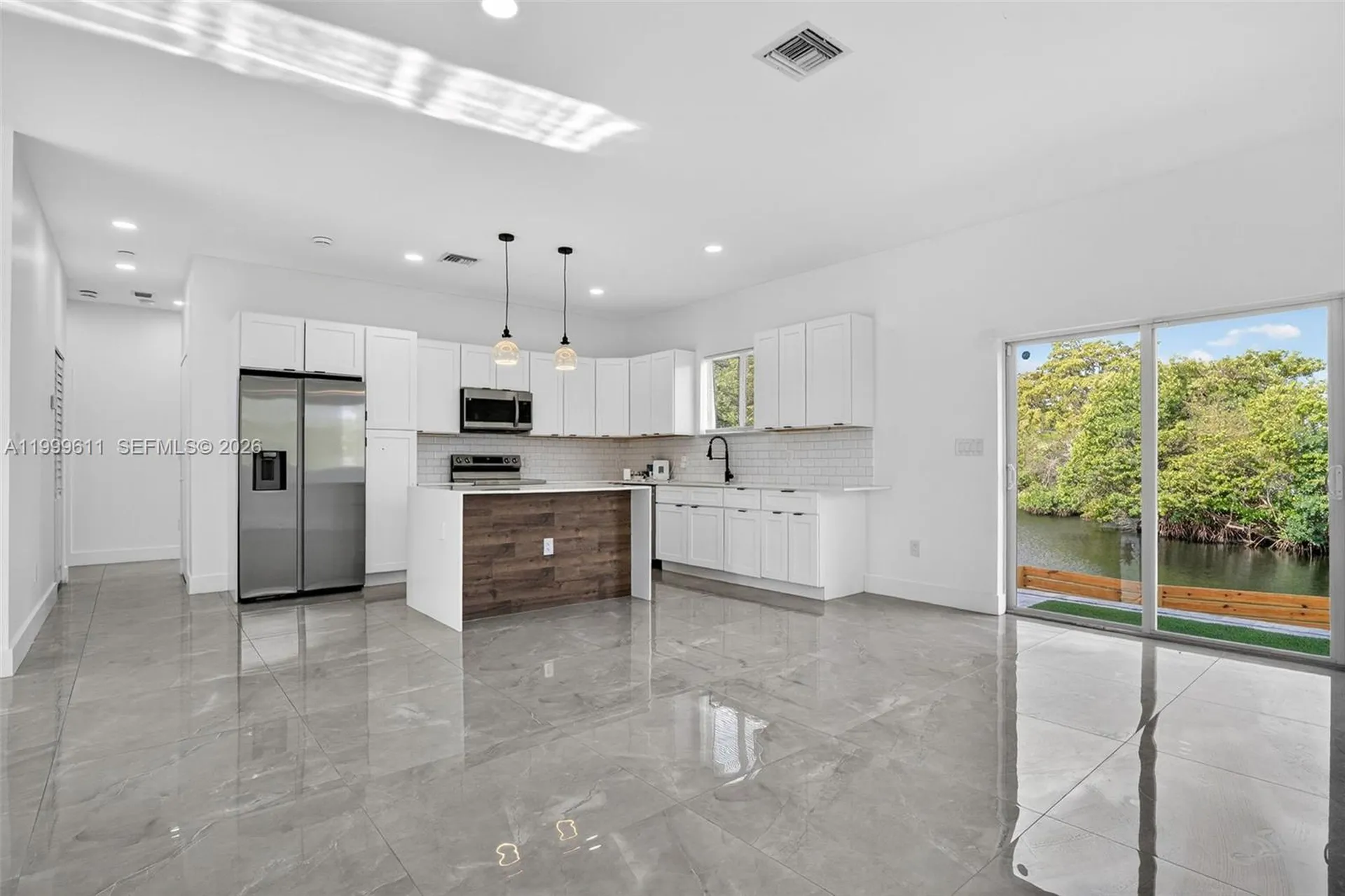 655 NW 24 Avenue Fort Lauderdale FL 33311