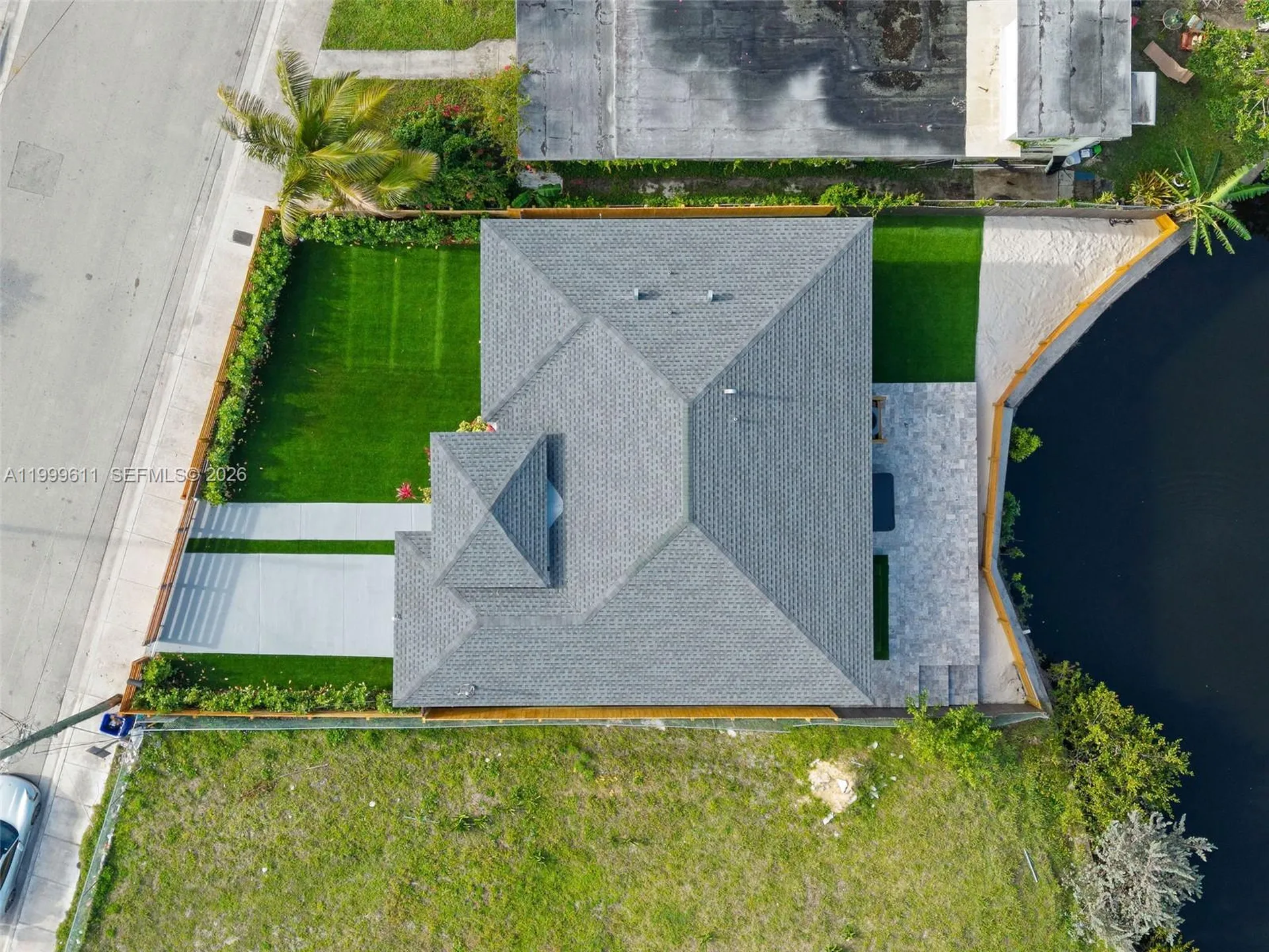 655 NW 24 Avenue Fort Lauderdale FL 33311