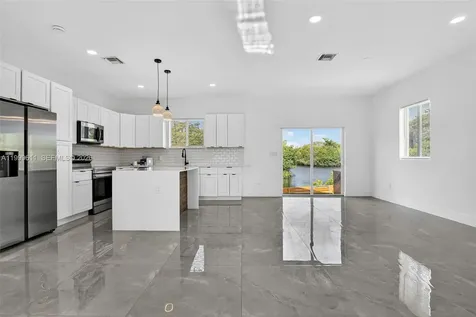 655 NW 24 Avenue Fort Lauderdale FL 33311