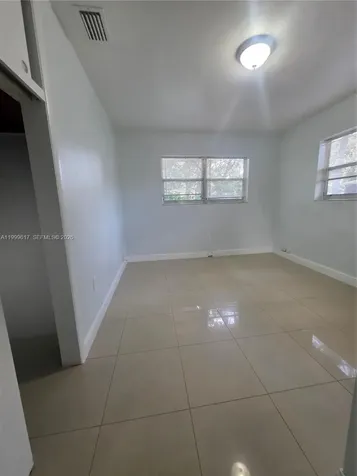 2832 SW 37th Avenue Miami FL 33133