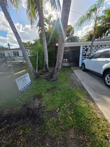 2832 SW 37th Avenue Miami FL 33133