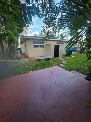 2834 SW 37th Avenue Miami FL 33133