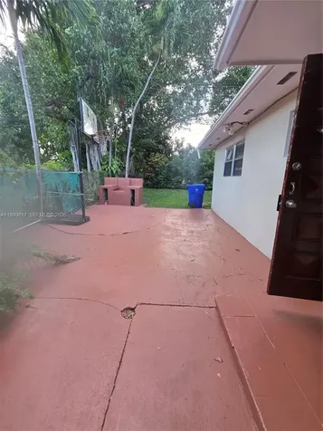 2834 SW 37th Avenue Miami FL 33133