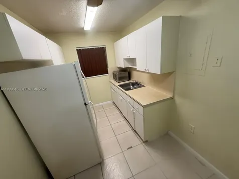 1225 W 30th Street Hialeah FL 33012