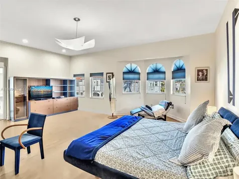 20780 NE 32nd Avenue Aventura FL 33180