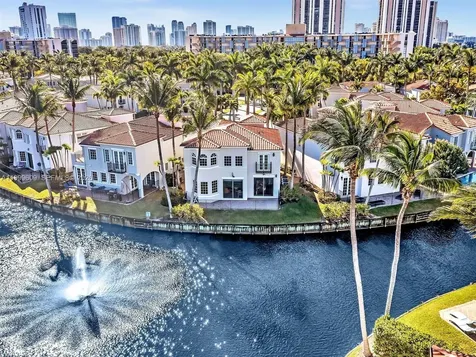 20780 NE 32nd Avenue Aventura FL 33180