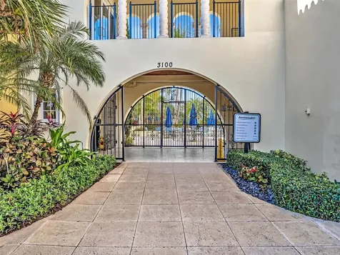 20780 NE 32nd Avenue Aventura FL 33180