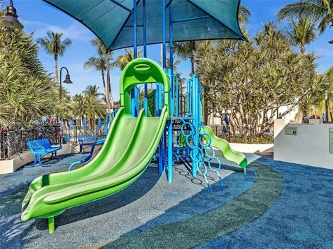 20780 NE 32nd Avenue Aventura FL 33180