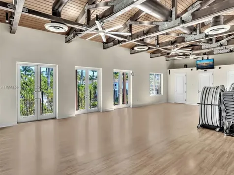20780 NE 32nd Avenue Aventura FL 33180