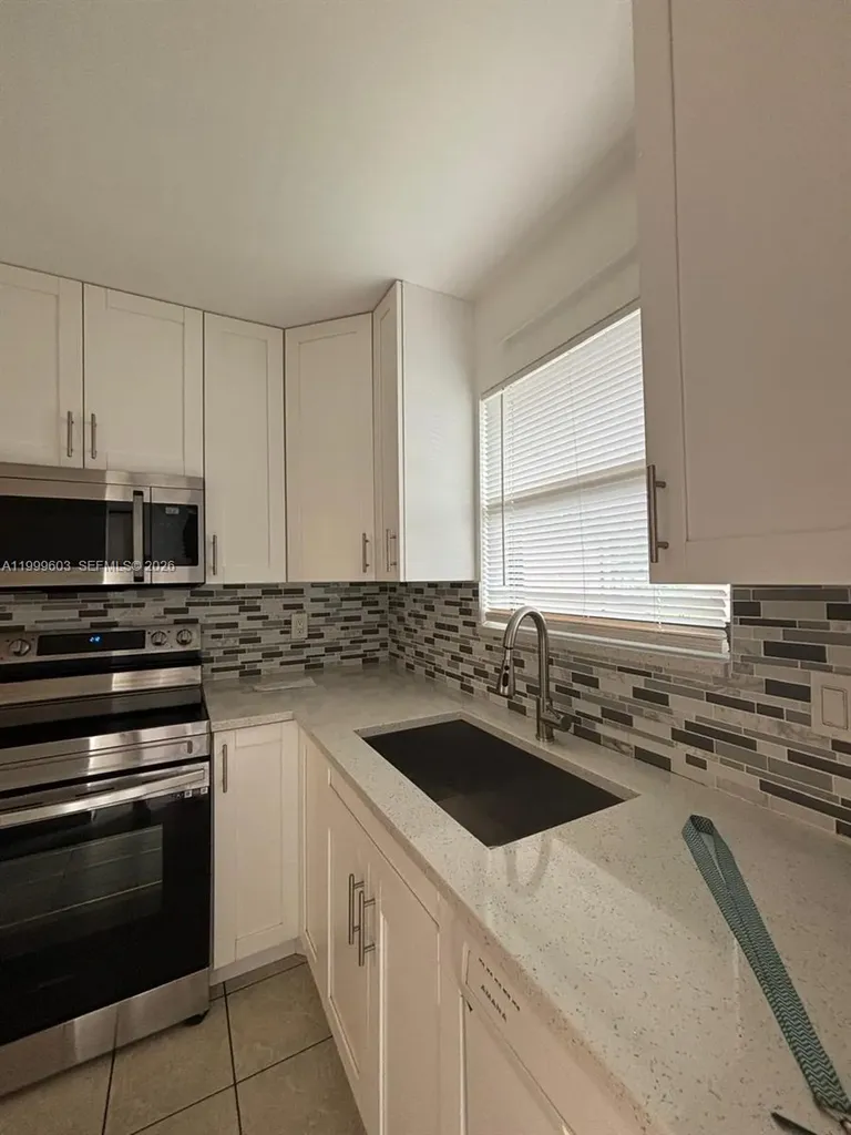 21904 Lake Forest Circle Boca Raton FL 33433