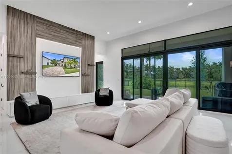 17073 Cappuccino Way Boca Raton FL 33496