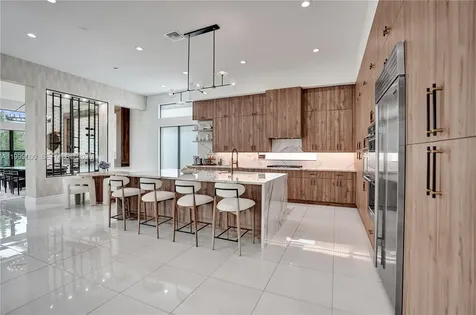 17073 Cappuccino Way Boca Raton FL 33496