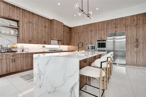 17073 Cappuccino Way Boca Raton FL 33496