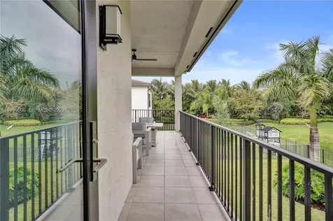 17073 Cappuccino Way Boca Raton FL 33496
