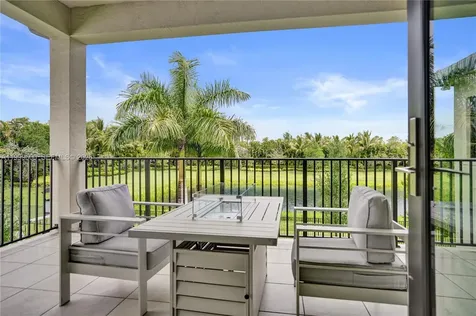 17073 Cappuccino Way Boca Raton FL 33496