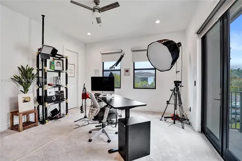 17073 Cappuccino Way Boca Raton FL 33496