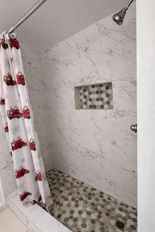17650 NW 68th Avenue Hialeah FL 33015