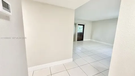 17650 NW 68th Avenue Hialeah FL 33015