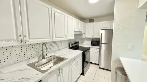 17650 NW 68th Avenue Hialeah FL 33015
