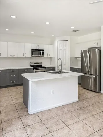 2579 SW 85th Avenue Miramar FL 33025