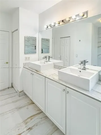 2579 SW 85th Avenue Miramar FL 33025
