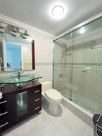 2540 W 67th Place Hialeah FL 33016