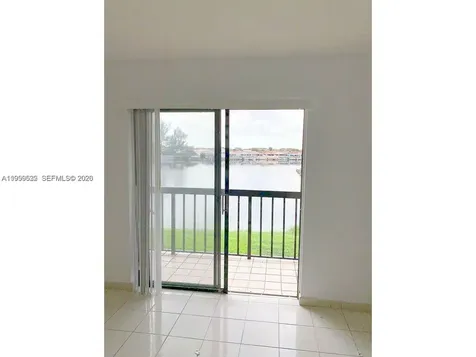 2540 W 67th Place Hialeah FL 33016