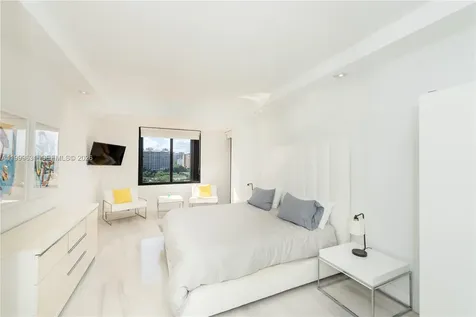 201 Crandon Boulevard Key Biscayne FL 33149