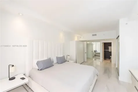 201 Crandon Boulevard Key Biscayne FL 33149