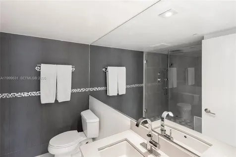 201 Crandon Boulevard Key Biscayne FL 33149