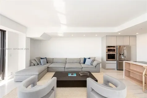 201 Crandon Boulevard Key Biscayne FL 33149