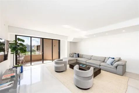 201 Crandon Boulevard Key Biscayne FL 33149