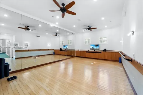 3255 NE 184th Street Aventura FL 33160