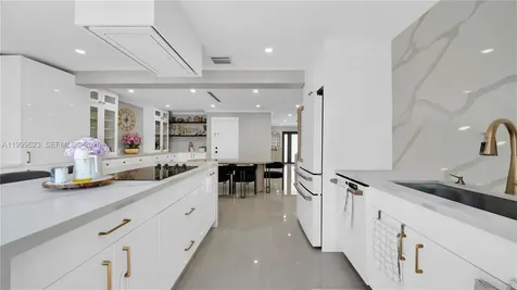 5316 Jackson Street Hollywood FL 33021