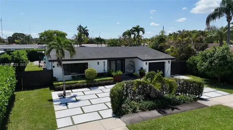5316 Jackson Street Hollywood FL 33021
