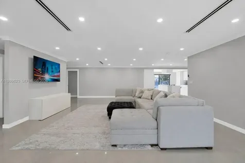 5316 Jackson Street Hollywood FL 33021