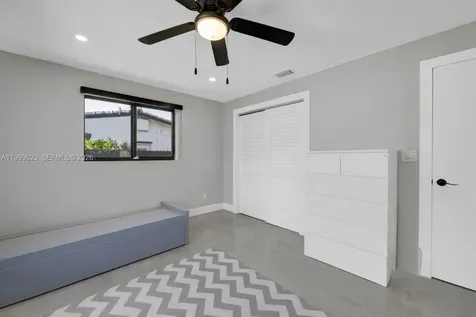 5316 Jackson Street Hollywood FL 33021