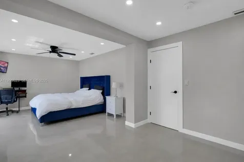 5316 Jackson Street Hollywood FL 33021