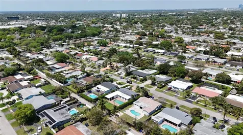 5316 Jackson Street Hollywood FL 33021