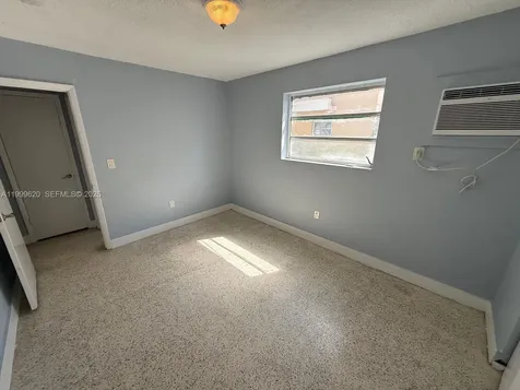 1646 NW 2nd Street Miami FL 33125