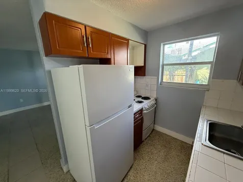 1646 NW 2nd Street Miami FL 33125